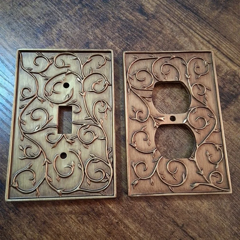 Antique Look Decorative Vines 4 Double Outlet Covers & 2 Switch Plates Set READ